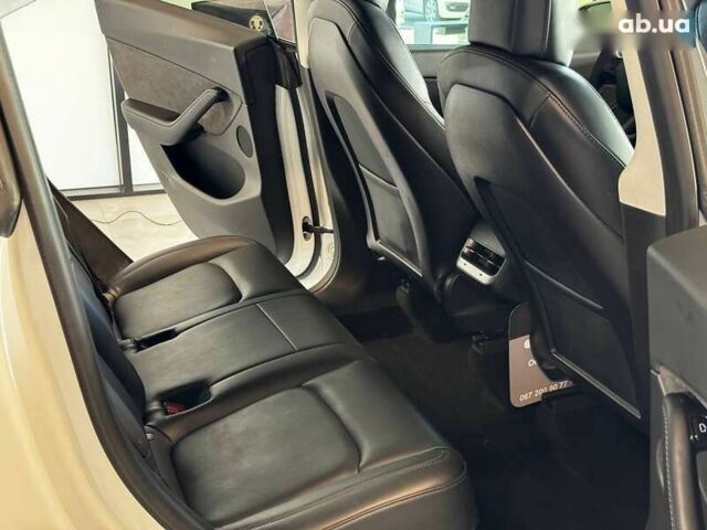 Тесла Model Y, объемом двигателя 0 л и пробегом 46 тыс. км за 22900 $, фото 25 на Automoto.ua