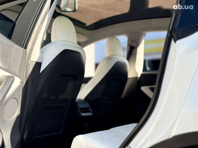 Тесла Model Y, объемом двигателя 0 л и пробегом 115 тыс. км за 23999 $, фото 15 на Automoto.ua