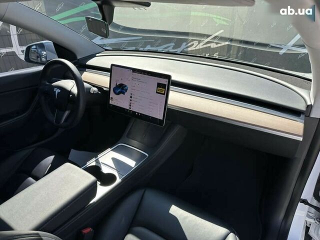 Тесла Model Y, объемом двигателя 0 л и пробегом 94 тыс. км за 21999 $, фото 17 на Automoto.ua