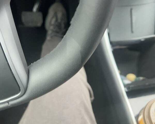 Тесла Model Y, объемом двигателя 0 л и пробегом 45 тыс. км за 30000 $, фото 1 на Automoto.ua