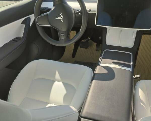 Тесла Model Y, объемом двигателя 0 л и пробегом 29 тыс. км за 32800 $, фото 12 на Automoto.ua