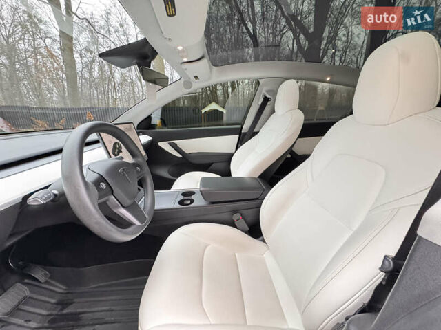 Тесла Model Y, объемом двигателя 0 л и пробегом 61 тыс. км за 24500 $, фото 19 на Automoto.ua