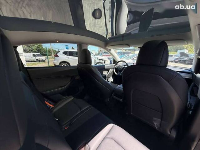 Тесла Model Y, объемом двигателя 0 л и пробегом 112 тыс. км за 16900 $, фото 8 на Automoto.ua