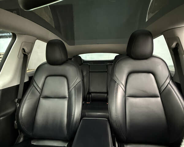 Тесла Model Y, объемом двигателя 0 л и пробегом 63 тыс. км за 25500 $, фото 6 на Automoto.ua