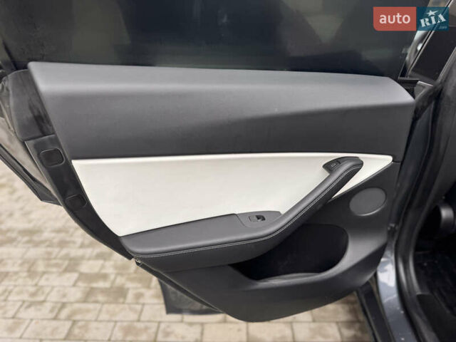 Тесла Model Y, объемом двигателя 0 л и пробегом 61 тыс. км за 24500 $, фото 21 на Automoto.ua