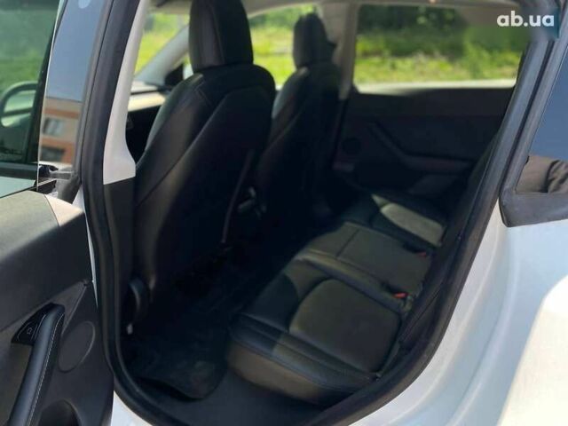Тесла Model Y, объемом двигателя 0 л и пробегом 110 тыс. км за 22490 $, фото 18 на Automoto.ua
