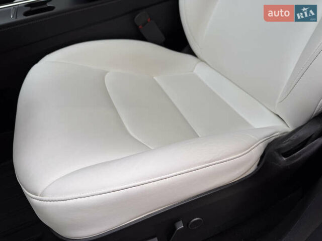 Тесла Model Y, объемом двигателя 0 л и пробегом 61 тыс. км за 24500 $, фото 20 на Automoto.ua