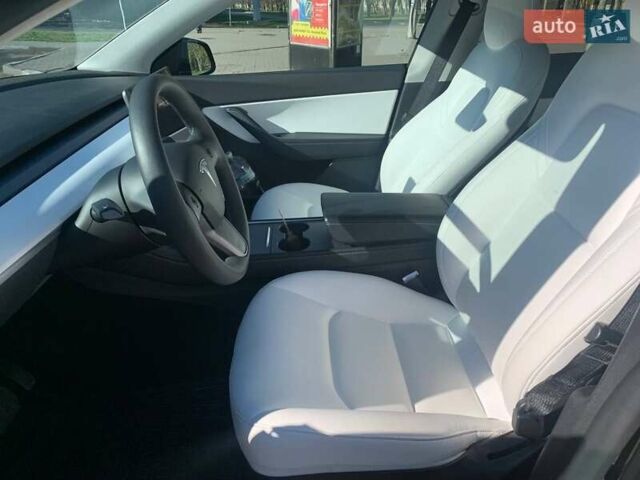 Тесла Model Y, объемом двигателя 0 л и пробегом 23 тыс. км за 29500 $, фото 13 на Automoto.ua