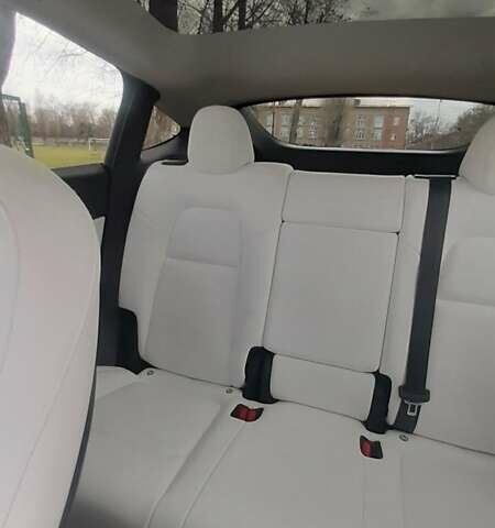 Тесла Model Y, объемом двигателя 0 л и пробегом 23 тыс. км за 29500 $, фото 7 на Automoto.ua