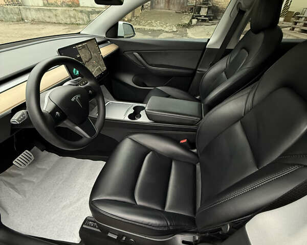 Тесла Model Y, объемом двигателя 0 л и пробегом 63 тыс. км за 25500 $, фото 5 на Automoto.ua