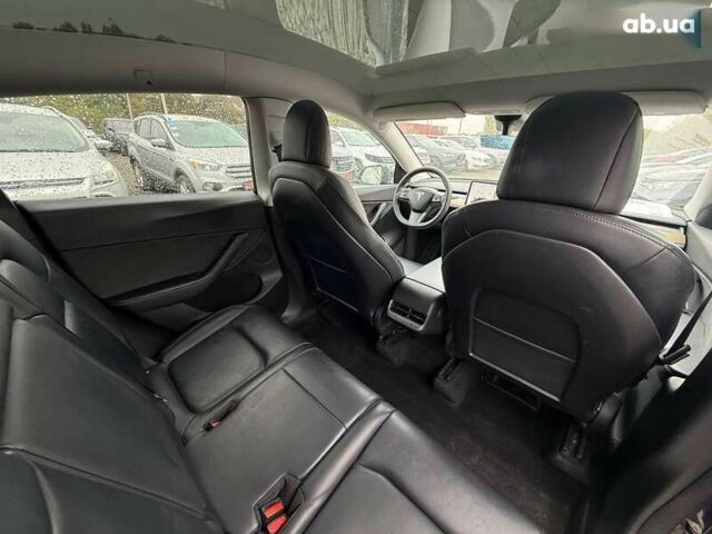 Тесла Model Y, объемом двигателя 0 л и пробегом 225 тыс. км за 16900 $, фото 8 на Automoto.ua