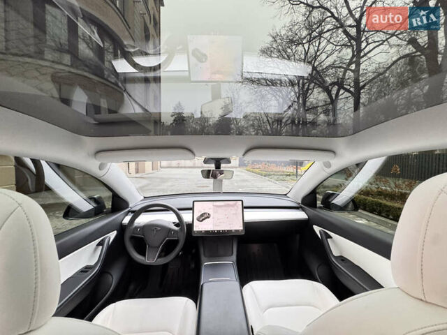 Тесла Model Y, объемом двигателя 0 л и пробегом 61 тыс. км за 24500 $, фото 26 на Automoto.ua