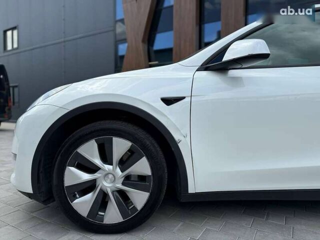 Тесла Model Y, объемом двигателя 0 л и пробегом 40 тыс. км за 21500 $, фото 4 на Automoto.ua
