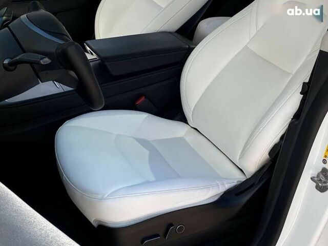 Тесла Model Y, объемом двигателя 0 л и пробегом 168 тыс. км за 23999 $, фото 12 на Automoto.ua