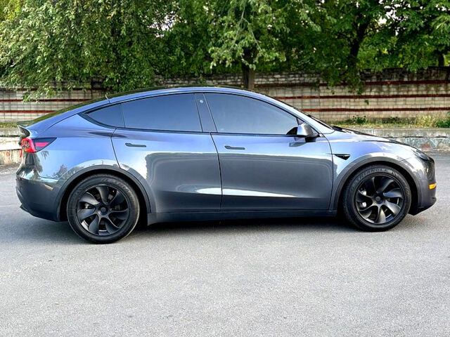 Тесла Model Y, объемом двигателя 0.35 л и пробегом 114 тыс. км за 21800 $, фото 1 на Automoto.ua