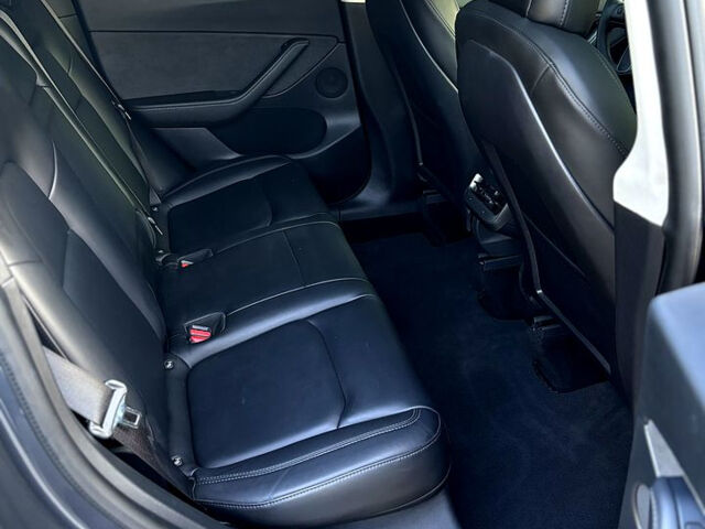 Тесла Model Y, объемом двигателя 0.35 л и пробегом 114 тыс. км за 21800 $, фото 11 на Automoto.ua