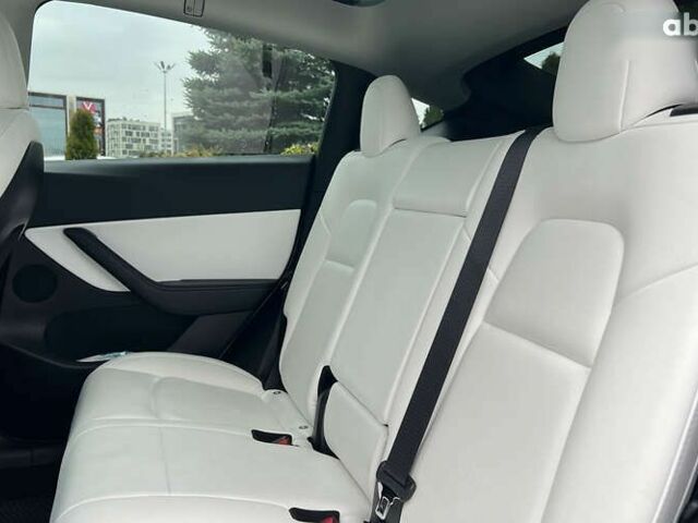 Тесла Model Y, объемом двигателя 0 л и пробегом 88 тыс. км за 26800 $, фото 18 на Automoto.ua