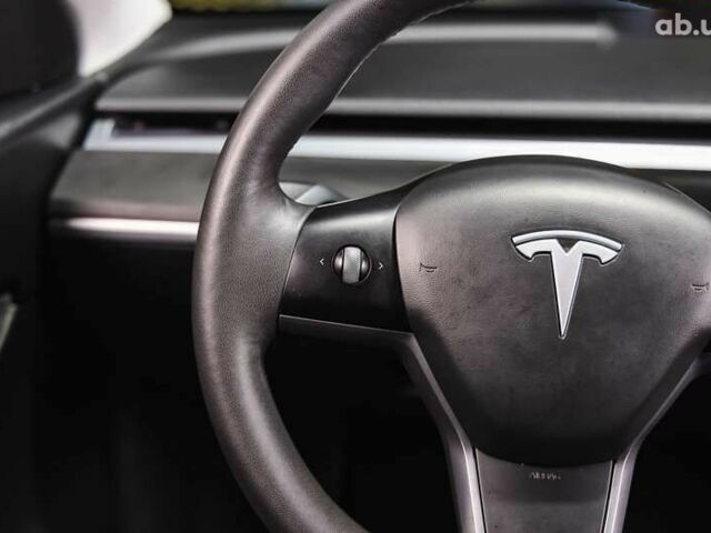 Тесла Model Y, объемом двигателя 0 л и пробегом 67 тыс. км за 25900 $, фото 17 на Automoto.ua