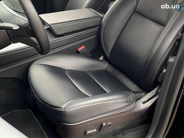 Тесла Model Y, объемом двигателя 0 л и пробегом 73 тыс. км за 28500 $, фото 12 на Automoto.ua