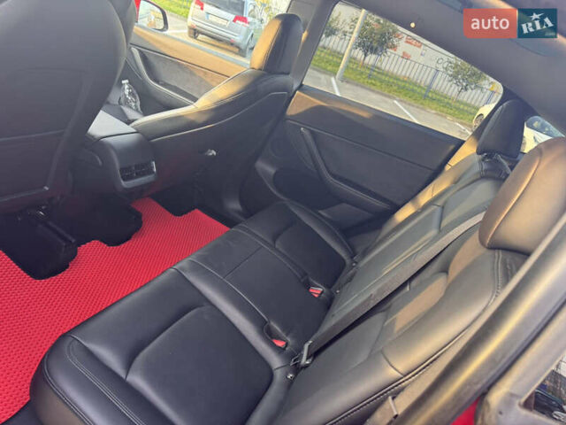 Тесла Model Y, объемом двигателя 0 л и пробегом 106 тыс. км за 23900 $, фото 7 на Automoto.ua