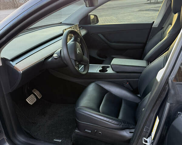 Тесла Model Y, объемом двигателя 0 л и пробегом 66 тыс. км за 27999 $, фото 18 на Automoto.ua