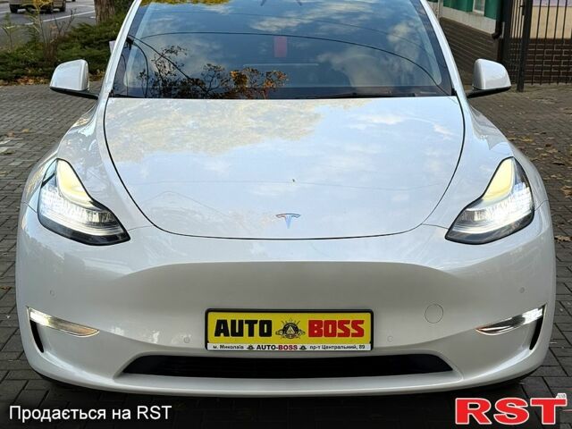 Тесла Model Y 2021 в Николаеве на Automoto.ua Тесла Model Y, объемом двигателя 0.28 л и пробегом 80 тыс. км за 24999 $, фото 5 на Automoto.ua