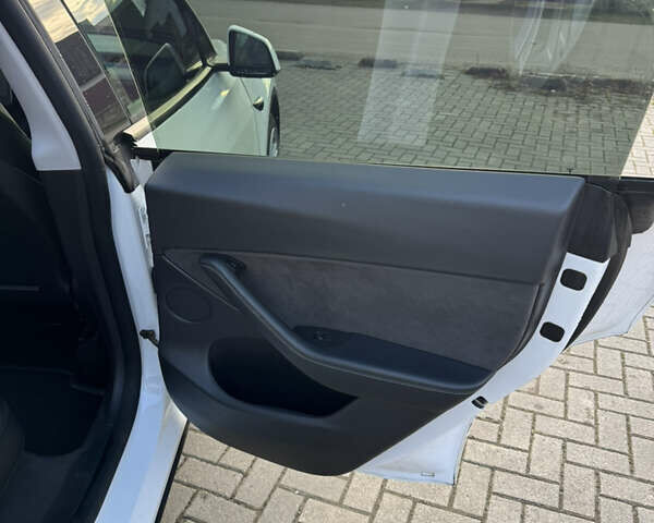 Тесла Model Y, об'ємом двигуна 0 л та пробігом 98 тис. км за 23400 $, фото 14 на Automoto.ua