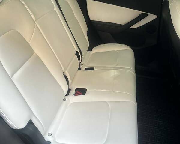 Тесла Model Y, объемом двигателя 0 л и пробегом 12 тыс. км за 33500 $, фото 2 на Automoto.ua
