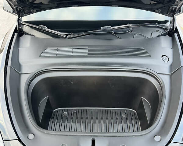 Тесла Model Y, объемом двигателя 0 л и пробегом 50 тыс. км за 26300 $, фото 37 на Automoto.ua