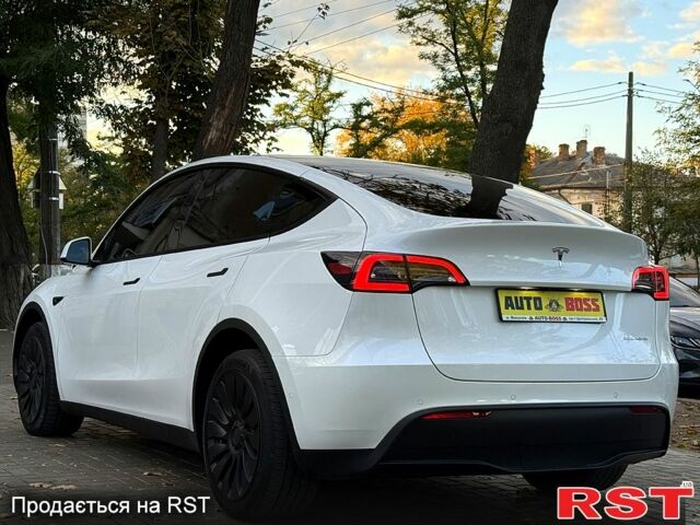 Тесла Model Y 2021 в Николаеве на Automoto.ua Тесла Model Y, объемом двигателя 0.28 л и пробегом 80 тыс. км за 24999 $, фото 8 на Automoto.ua