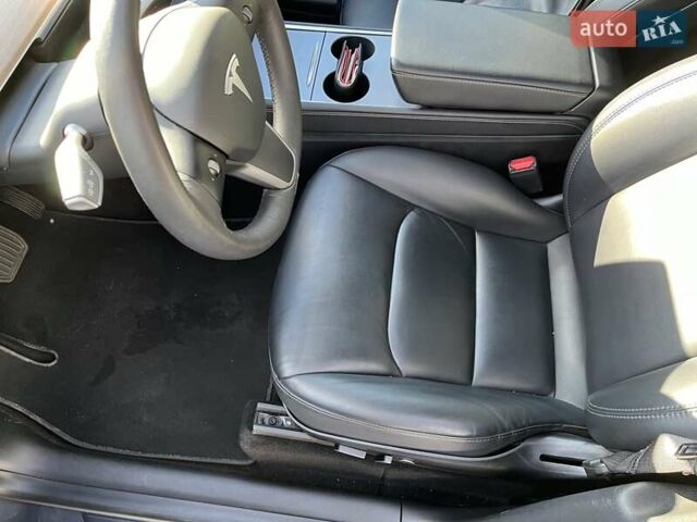 Тесла Model Y, объемом двигателя 0 л и пробегом 97 тыс. км за 27500 $, фото 4 на Automoto.ua