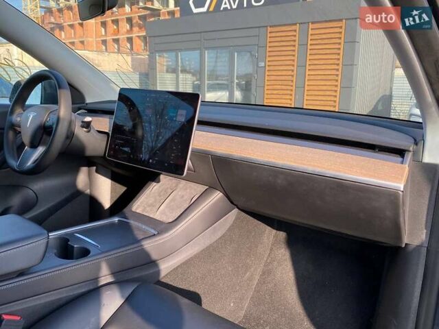 Тесла Model Y, объемом двигателя 0 л и пробегом 118 тыс. км за 21890 $, фото 9 на Automoto.ua