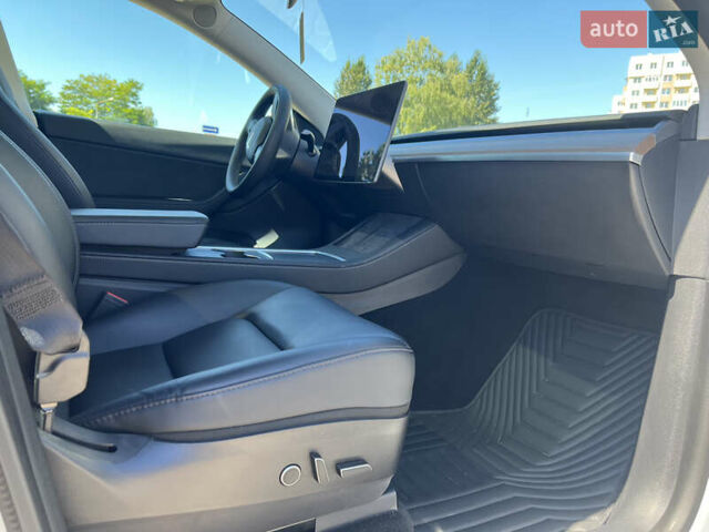 Тесла Model Y, объемом двигателя 0 л и пробегом 61 тыс. км за 27500 $, фото 10 на Automoto.ua