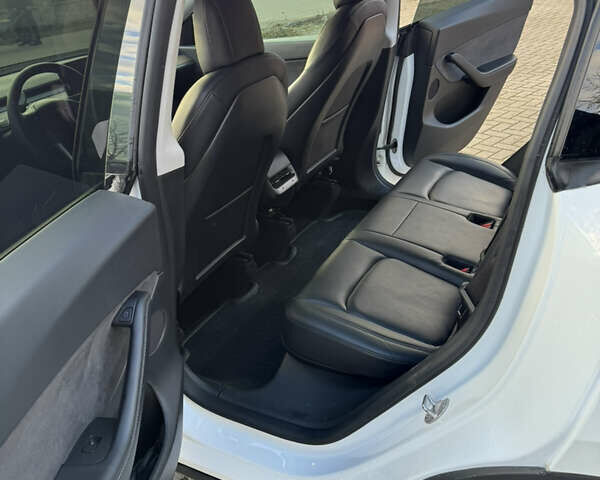 Тесла Model Y, об'ємом двигуна 0 л та пробігом 98 тис. км за 23400 $, фото 12 на Automoto.ua