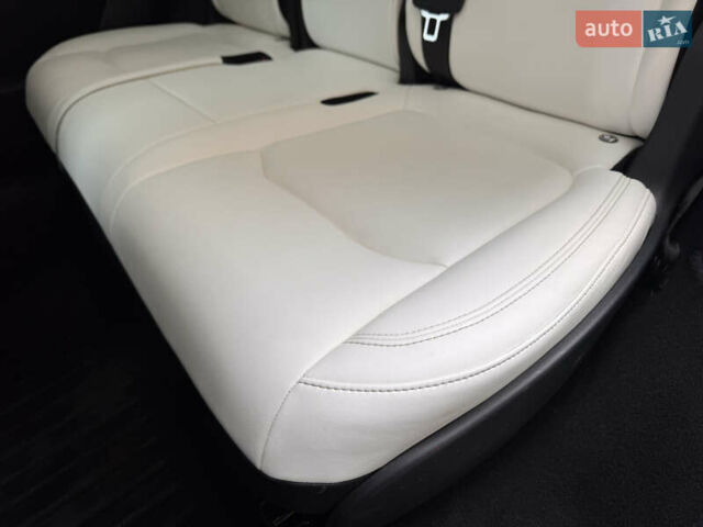 Тесла Model Y, объемом двигателя 0 л и пробегом 61 тыс. км за 24500 $, фото 24 на Automoto.ua