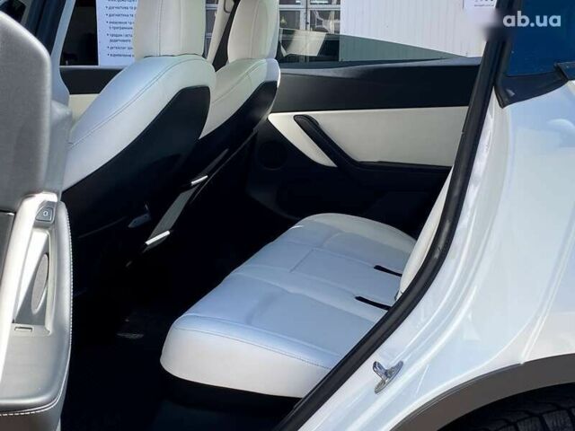 Тесла Model Y, объемом двигателя 0 л и пробегом 168 тыс. км за 23999 $, фото 14 на Automoto.ua