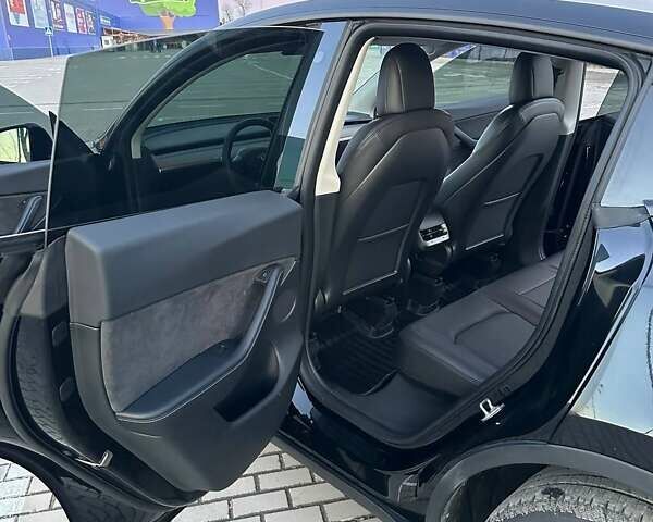 Тесла Model Y, объемом двигателя 0 л и пробегом 51 тыс. км за 29000 $, фото 14 на Automoto.ua