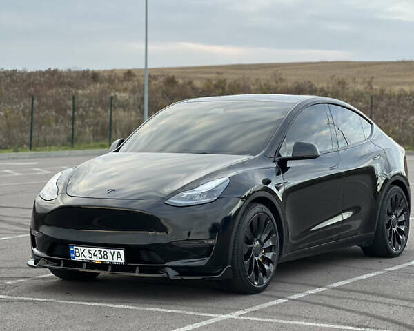 Тесла Model Y, объемом двигателя 0 л и пробегом 50 тыс. км за 26300 $, фото 2 на Automoto.ua