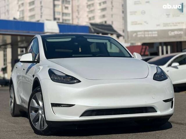 Тесла Model Y, объемом двигателя 0 л и пробегом 31 тыс. км за 24999 $, фото 2 на Automoto.ua