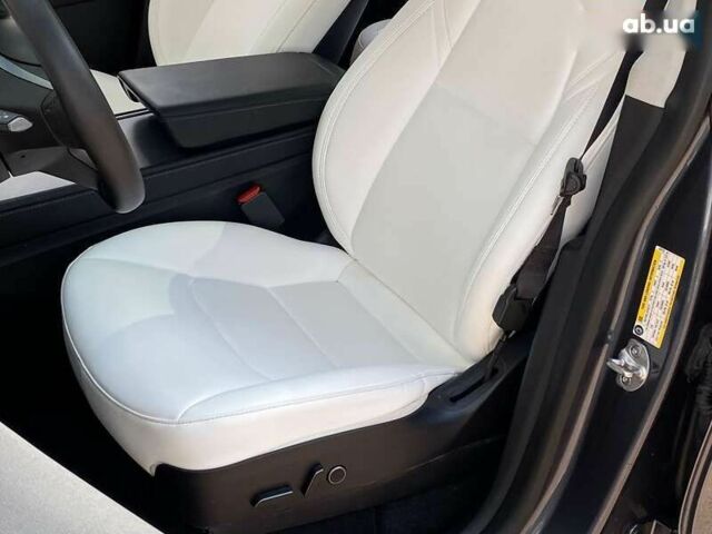 Тесла Model Y, об'ємом двигуна 0 л та пробігом 29 тис. км за 29999 $, фото 12 на Automoto.ua