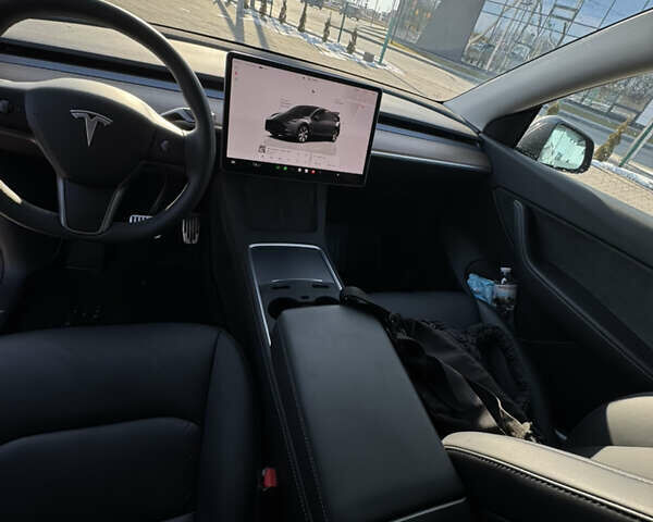 Тесла Model Y, объемом двигателя 0 л и пробегом 16 тыс. км за 27000 $, фото 17 на Automoto.ua