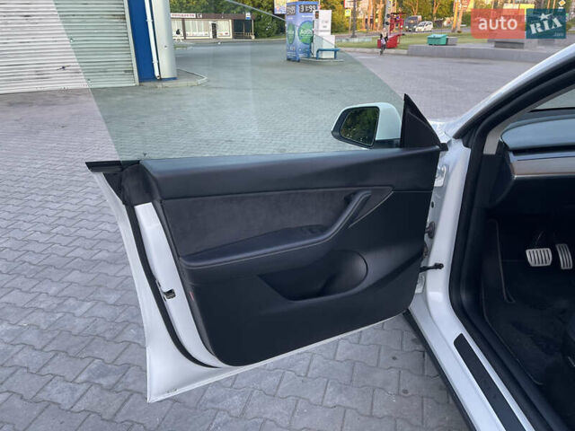 Тесла Model Y, объемом двигателя 0 л и пробегом 37 тыс. км за 30000 $, фото 10 на Automoto.ua