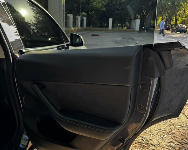 Тесла Model Y, объемом двигателя 0 л и пробегом 66 тыс. км за 28000 $, фото 13 на Automoto.ua