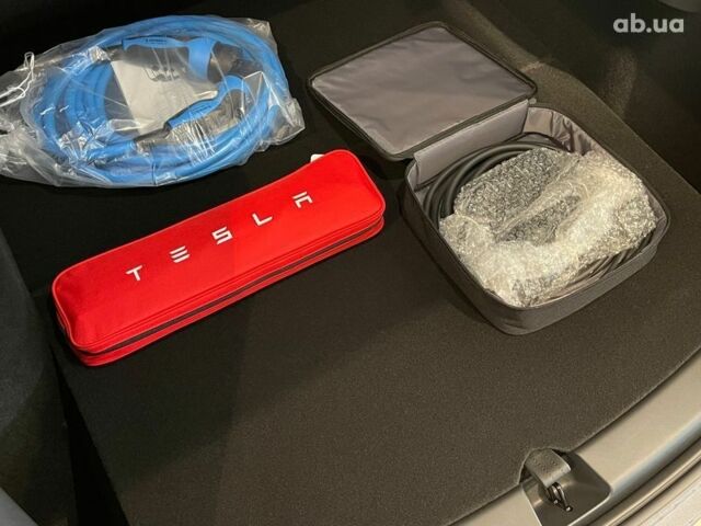 Тесла Model Y, объемом двигателя 0 л и пробегом 12 тыс. км за 56236 $, фото 13 на Automoto.ua