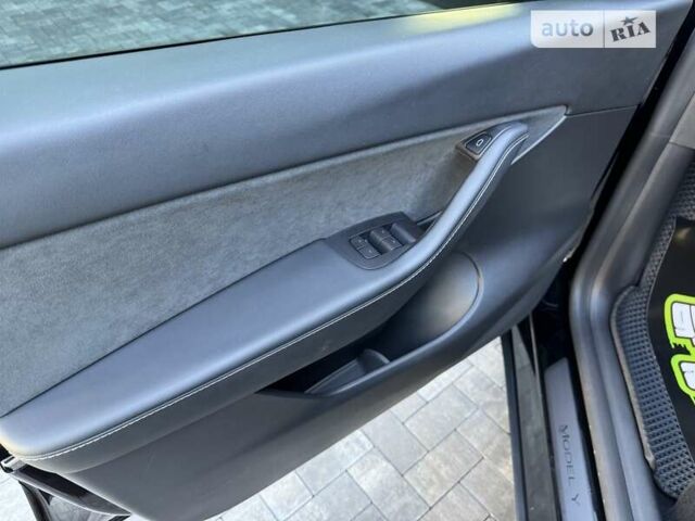 Тесла Model Y, объемом двигателя 0 л и пробегом 25 тыс. км за 29900 $, фото 46 на Automoto.ua