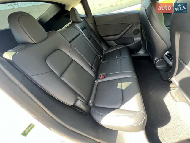 Тесла Model Y, объемом двигателя 0 л и пробегом 21 тыс. км за 25000 $, фото 1 на Automoto.ua
