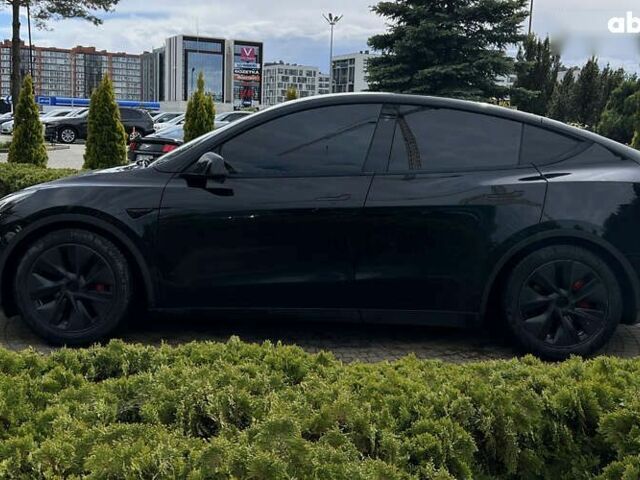 Тесла Model Y, объемом двигателя 0 л и пробегом 100 тыс. км за 30999 $, фото 3 на Automoto.ua