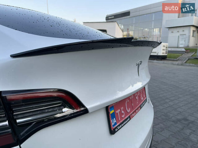 Тесла Model Y, объемом двигателя 0 л и пробегом 37 тыс. км за 30000 $, фото 18 на Automoto.ua