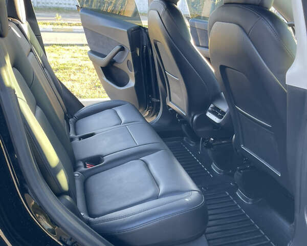 Тесла Model Y, объемом двигателя 0 л и пробегом 135 тыс. км за 27500 $, фото 26 на Automoto.ua
