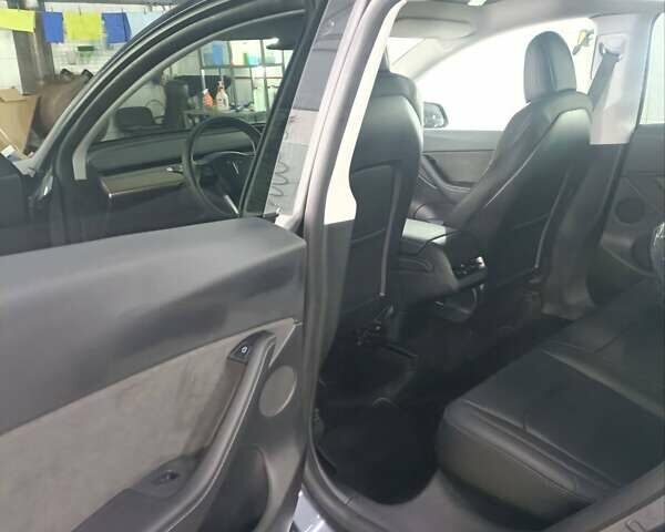 Тесла Model Y, объемом двигателя 0 л и пробегом 36 тыс. км за 30999 $, фото 12 на Automoto.ua